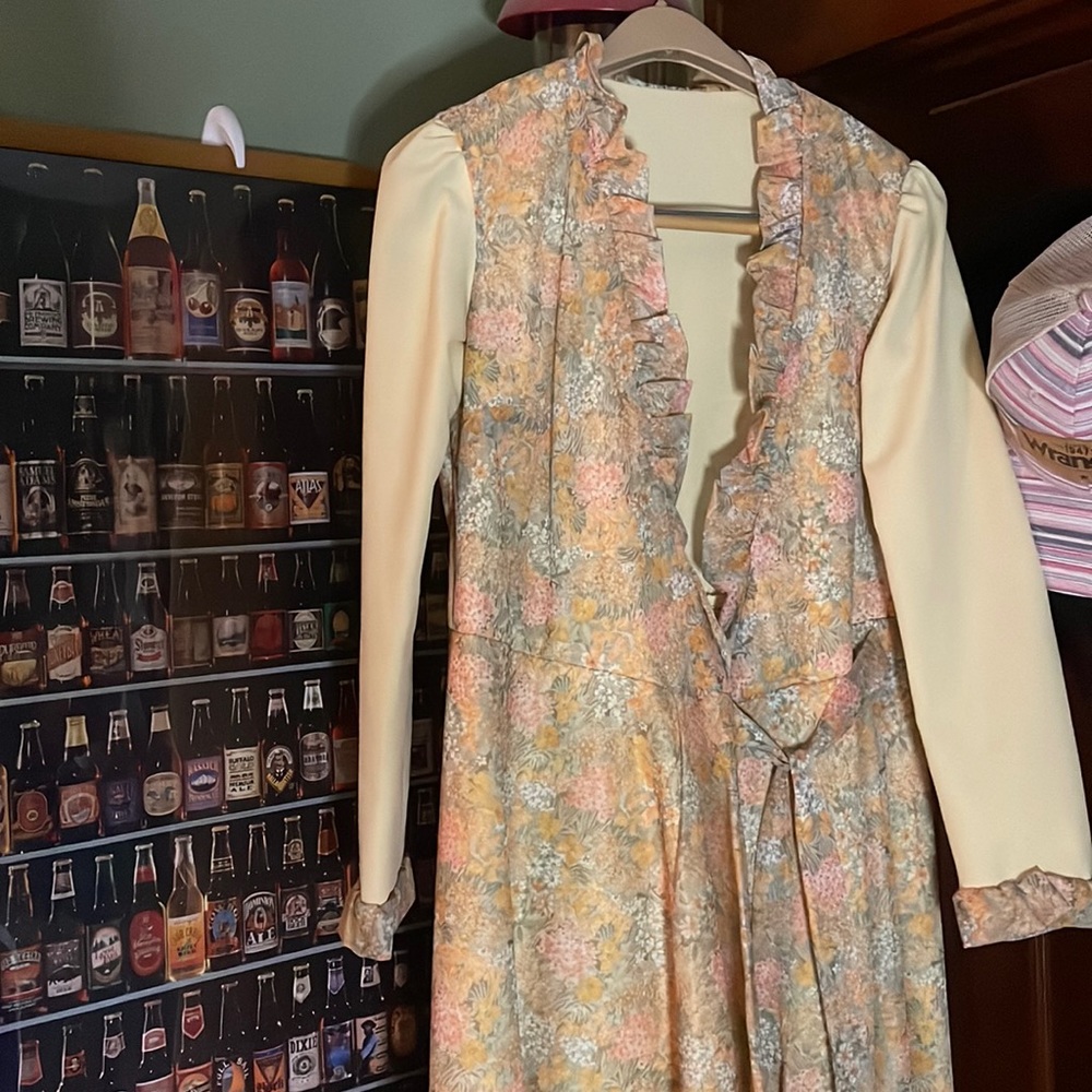 Insane Vintage Handmade Yellow and Pink Floral Wrap Robe/Dress 16x53